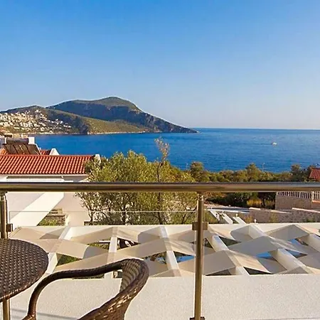 Sleeps 6 Pool Air Con Wifi Villa Kalkan